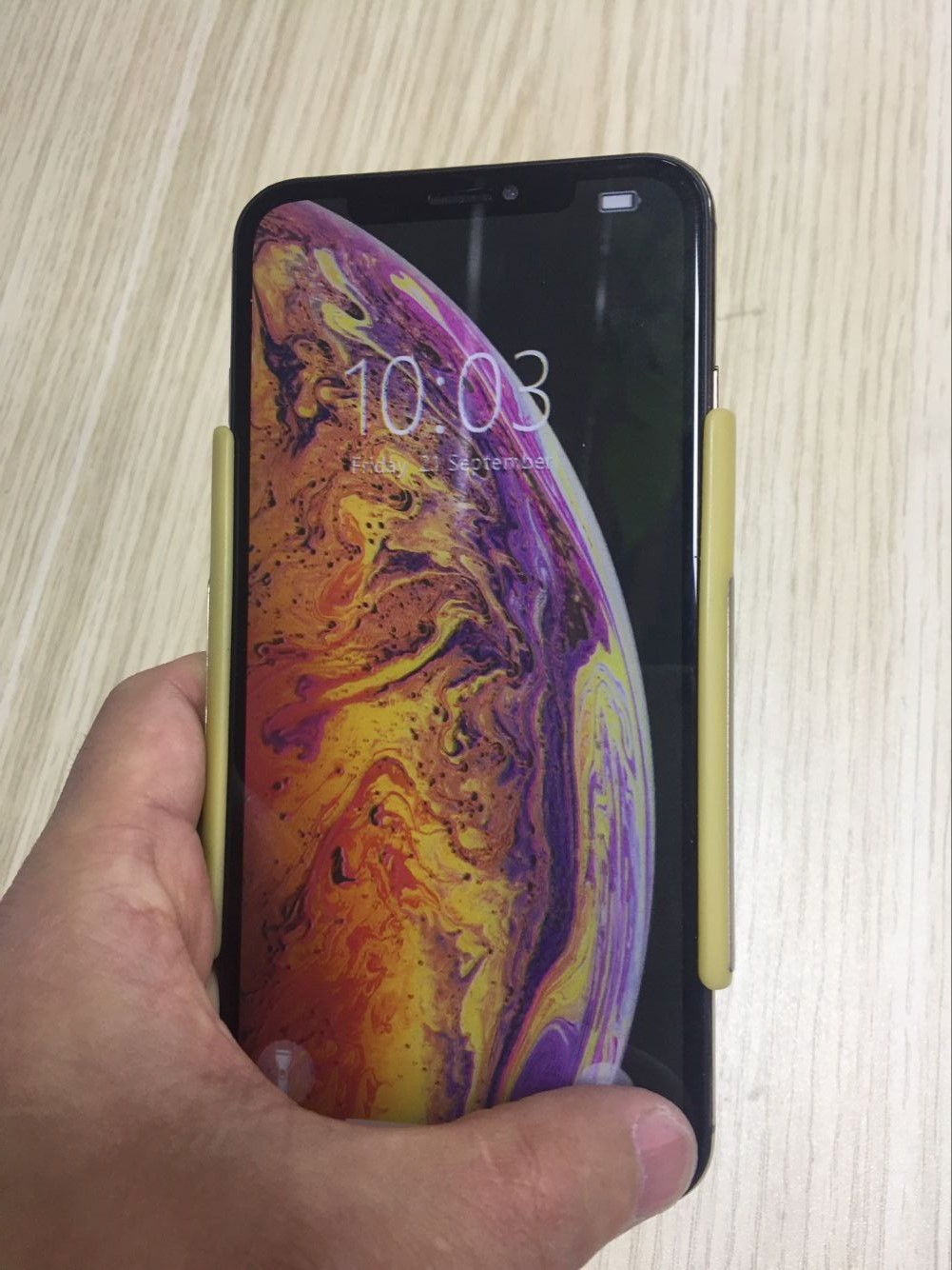 iPhone Xs Max单手操作右下角触及